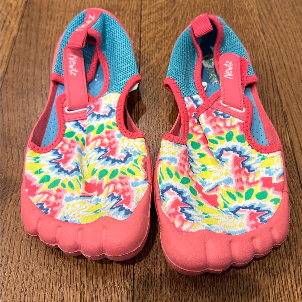 Like New Newtz Water Shoes Pink Multicolour Girls Size 2/3